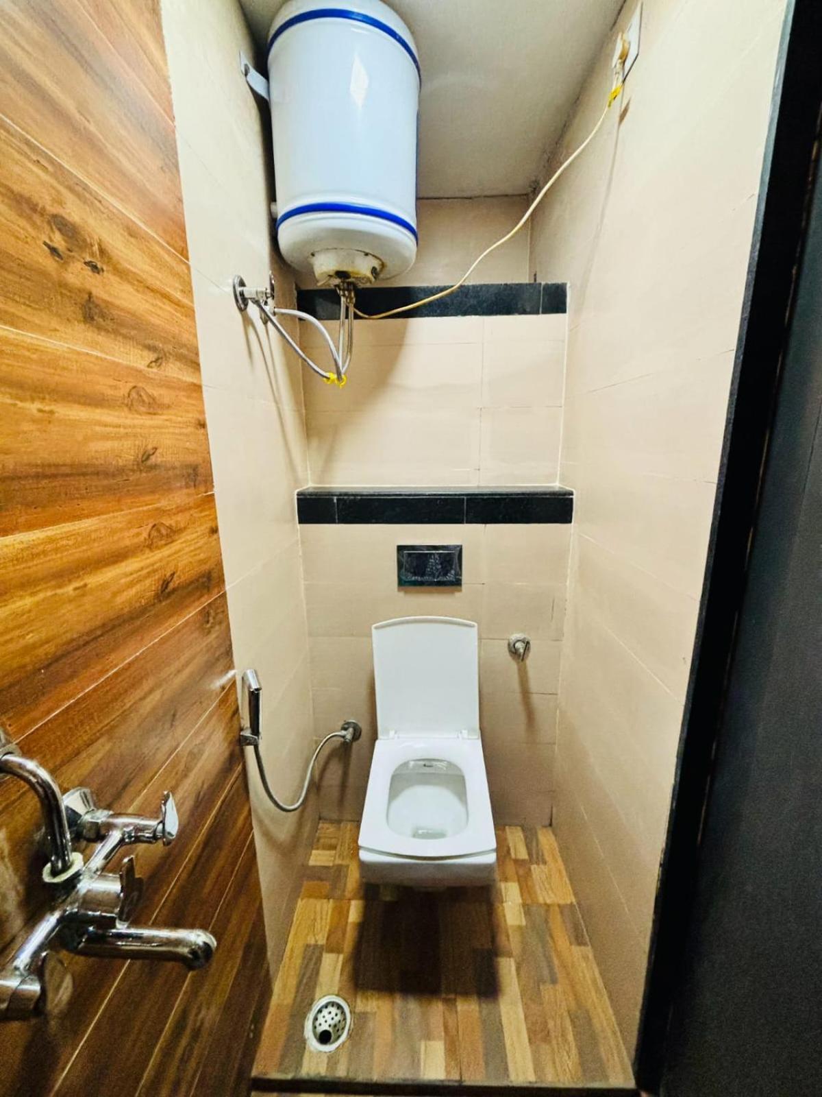 Hotel Olive Tree Агра Екстер'єр фото