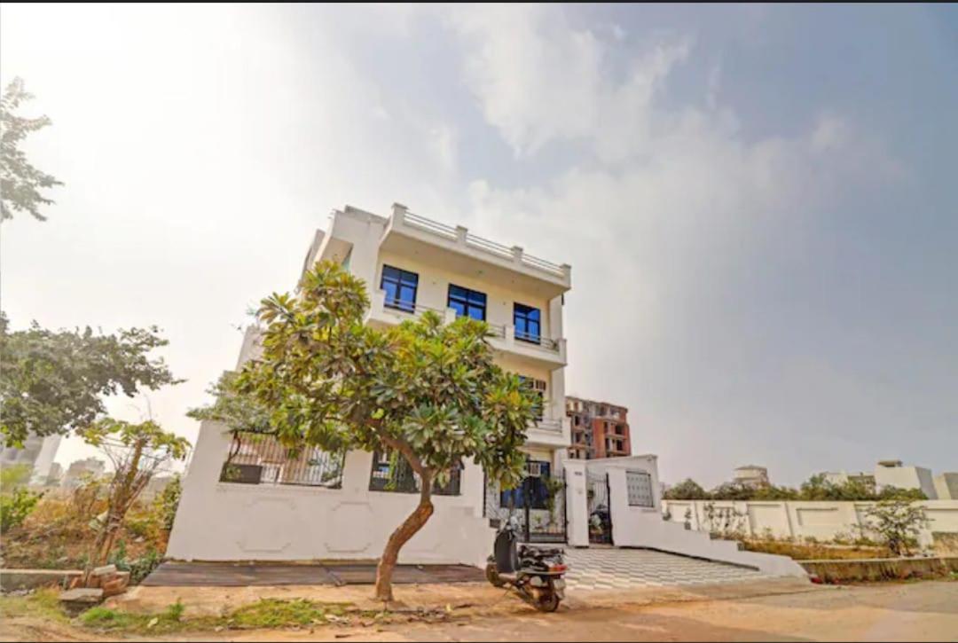 Hotel Olive Tree Агра Екстер'єр фото